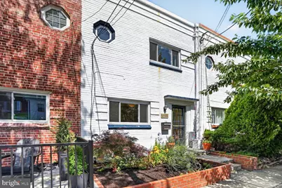 2333 Huidekoper Place NW, Washington, DC 20007 - Photo 2