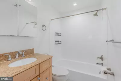 1316 New Hampshire Avenue NW #503, Washington, DC 20036 - Photo 20