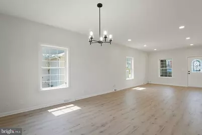 1992 Retta Gilliam Court SE, Washington, DC 20020 - Photo 2