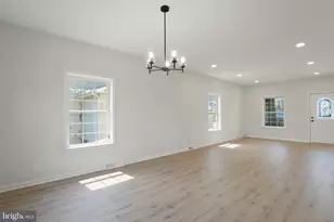 1992 Retta Gilliam Ct SE, Washington, DC 20020 - Photo 2