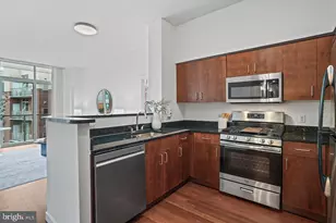 1000 New Jersey Ave SE, Washington, DC 20003 - Photo 6