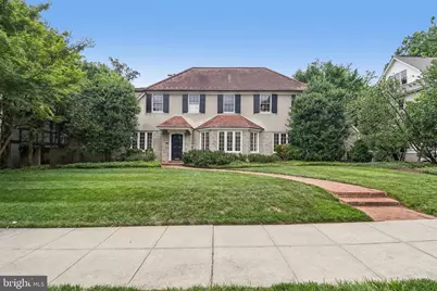 2920 44th Place NW, Washington, DC 20016 - Photo 2