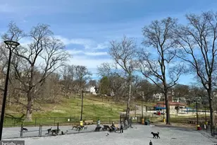 2837 Myrtle Ave NE, Washington, DC 20018 - Photo 28