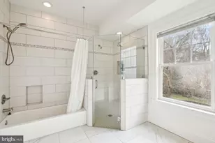 2837 Myrtle Ave NE, Washington, DC 20018 - Photo 14