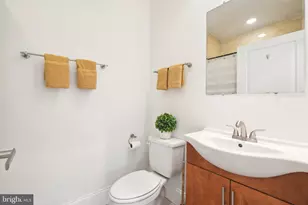 2837 Myrtle Ave NE, Washington, DC 20018 - Photo 24