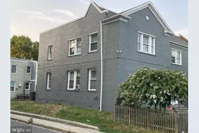 1600 E E Street NE, Washington, DC 20002 - Photo 2