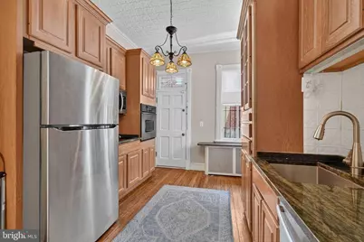 318 3rd Street SE, Washington, DC 20003 - Photo 6