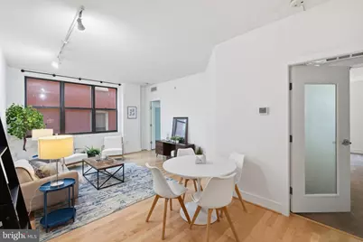 809 6th Street NW #22, Washington, DC 20001 - Photo 6