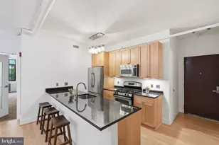 809 6th St NW, Washington, DC 20001 - Photo 2