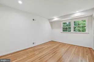 2827 Ellicott St NW, Washington, DC 20008 - Photo 32