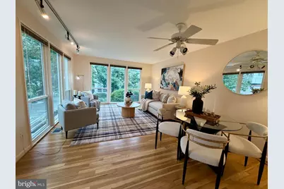 209 G Street SW #143, Washington, DC 20024 - Photo 4
