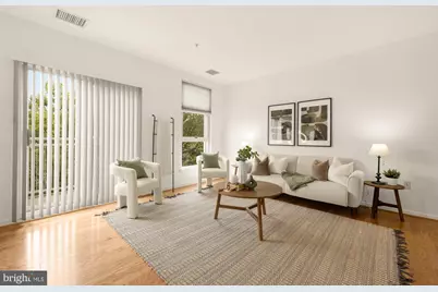 343 Cedar Street NW #305, Washington, DC 20012 - Photo 2