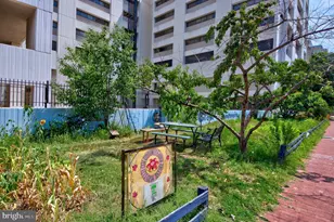 922 24th Street NW, Washington, DC 20037 - Photo 28