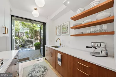 2806 27th Street NW, Washington, DC 20008 - Photo 10