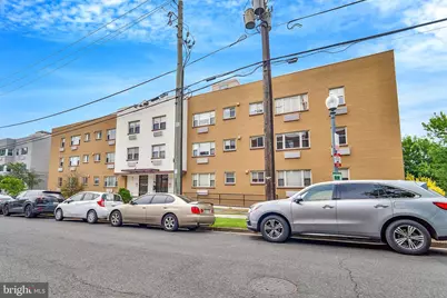 738 Longfellow Street NW #206, Washington, DC 20011 - Photo 2