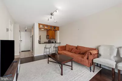 1330 New Hampshire Avenue NW #911, Washington, DC 20036 - Photo 1