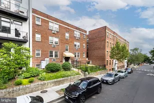 2415 Ontario Rd NW, Washington, DC 20009 - Photo 10
