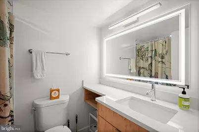1001 NW 26th Street NW #806, Washington, DC 20037 - Photo 22