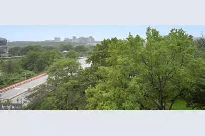 1001 26th Street NW #806, Washington, DC 20037 - Photo 1