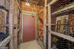 3041 Sedgwick NW, Washington, DC 20008 - Photo 28