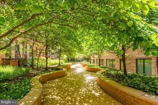 616 E St NW, Washington, DC 20004 - Photo 32