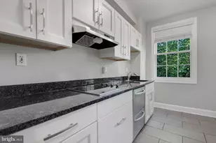 711 A St NE, Washington, DC 20002 - Photo 8