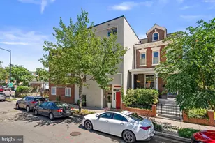 718 Park Rd NW, Washington, DC 20010 - Photo 2