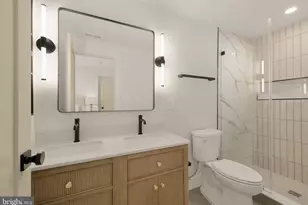 1463 Harvard St NW, Washington, DC 20009 - Photo 22
