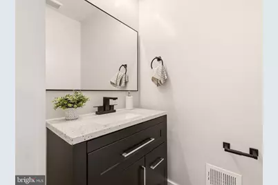 418 Allison Street NW, Washington, DC 20011 - Photo 18