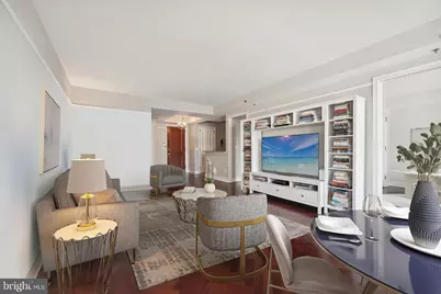 1155 23rd Street NW #5M, Washington, DC 20037 - Photo 2