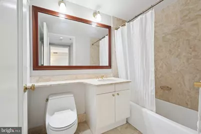 1155 23rd Street NW #5M, Washington, DC 20037 - Photo 10