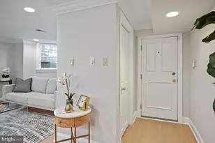 1832 Calvert St NW, Washington, DC 20009 - Photo 2