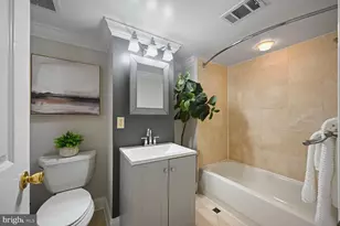 1832 Calvert St NW, Washington, DC 20009 - Photo 12