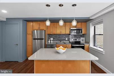212 Oakwood Street SE #213, Washington, DC 20032 - Photo 4