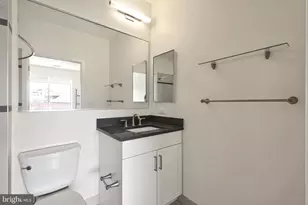 2550 17th St NW, Washington, DC 20009 - Photo 22