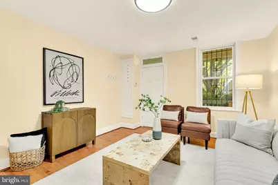 1115 Holbrook Terrace NE, Washington, DC 20002 - Photo 4