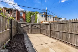 1115 Holbrook Terrace NE, Washington, DC 20002 - Photo 14