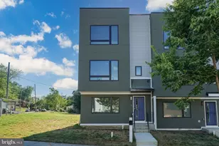 1004 50th Pl NE, Washington, DC 20019 - Photo 2
