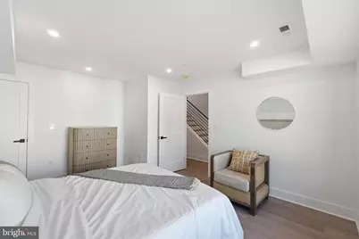 1004 50th Place NE, Washington, DC 20019 - Photo 8