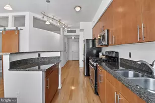 1390 Kenyon St NW, Washington, DC 20010 - Photo 6