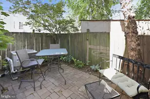 1227 1st St NW, Washington, DC 20001 - Photo 16