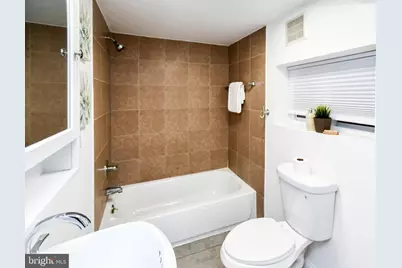4504 New Hampshire Avenue NW, Washington, DC 20011 - Photo 48
