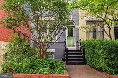 722 13th Street SE #UNIT A, Washington, DC 20003 - Photo 2