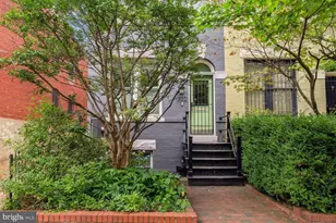 722 13th St SE, Washington, DC 20003 - Photo 2