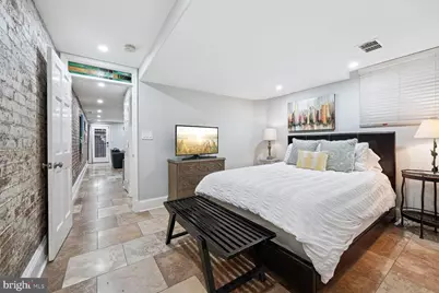 722 13th Street SE #UNIT B, Washington, DC 20003 - Photo 10