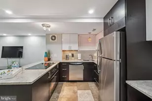 722 13th St SE, Washington, DC 20003 - Photo 8