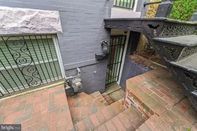722 13th Street SE #UNIT B, Washington, DC 20003 - Photo 2