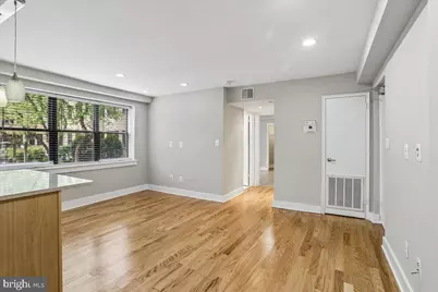 212 Oakwood Street SE #113, Washington, DC 20032 - Photo 10