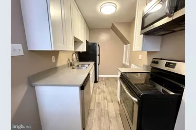 819 12th Street NE #1, Washington, DC 20002 - Photo 6