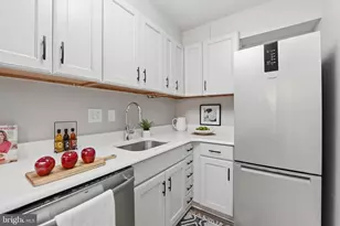1245 4th St SW, Washington, DC 20024 - Photo 14